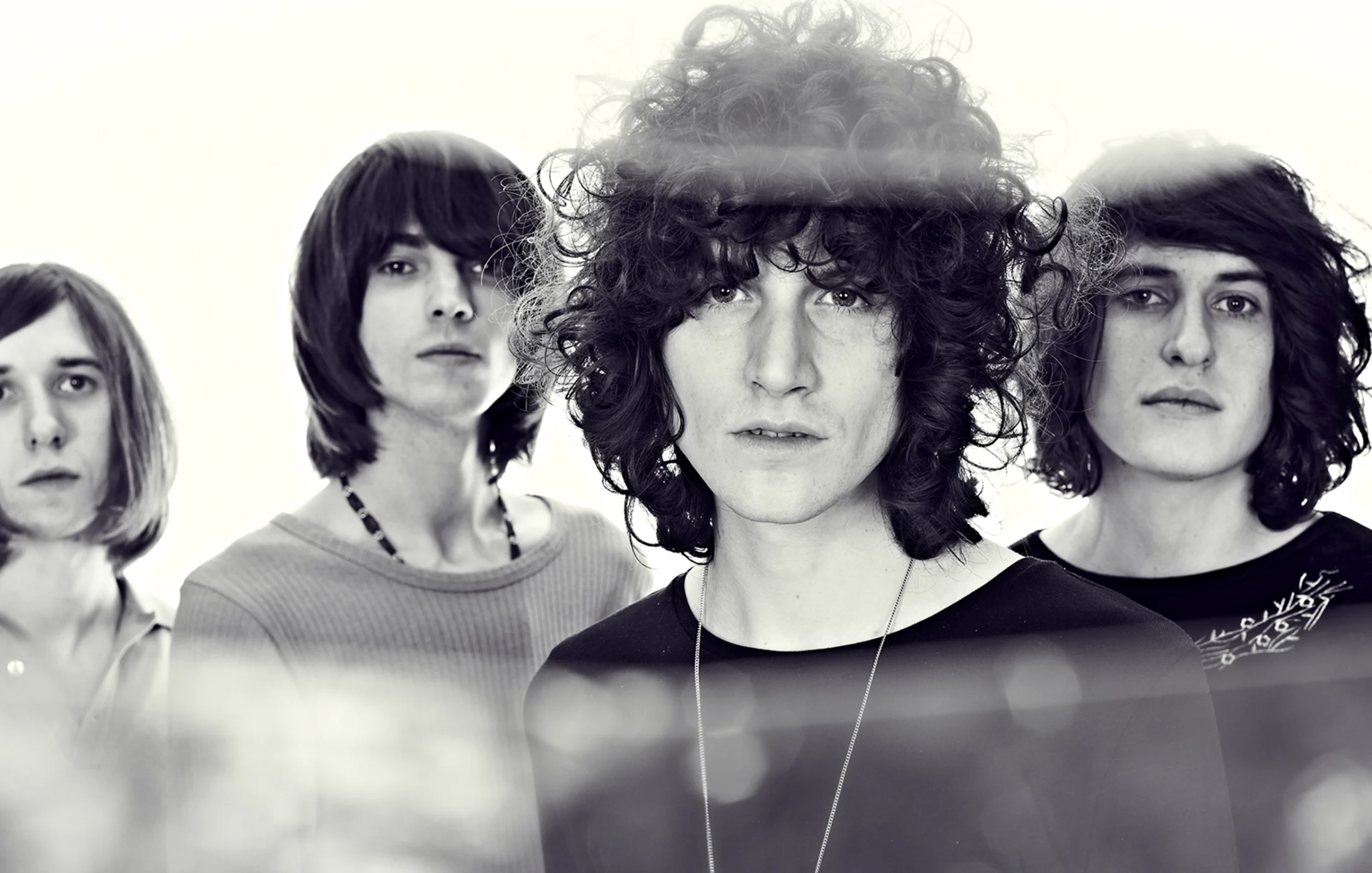 Temples – Colours to Life